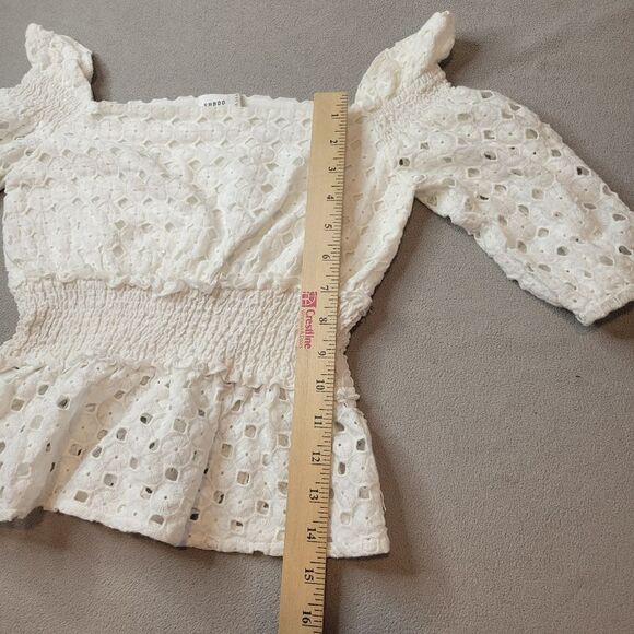 Suboo Revolve Eyelet White Crop Top Size US 2 - Picture 6 of 8